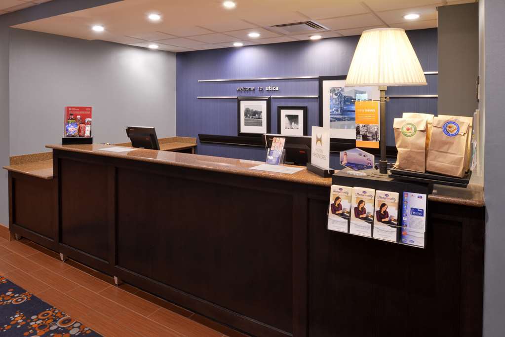 Hampton Inn Ютіка Інтер'єр фото